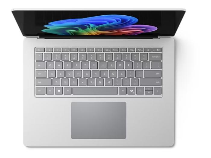 MICROSOFT CORP EP247665 13.8" laptop Intel Core Ultra 7 255H 1TB SSD